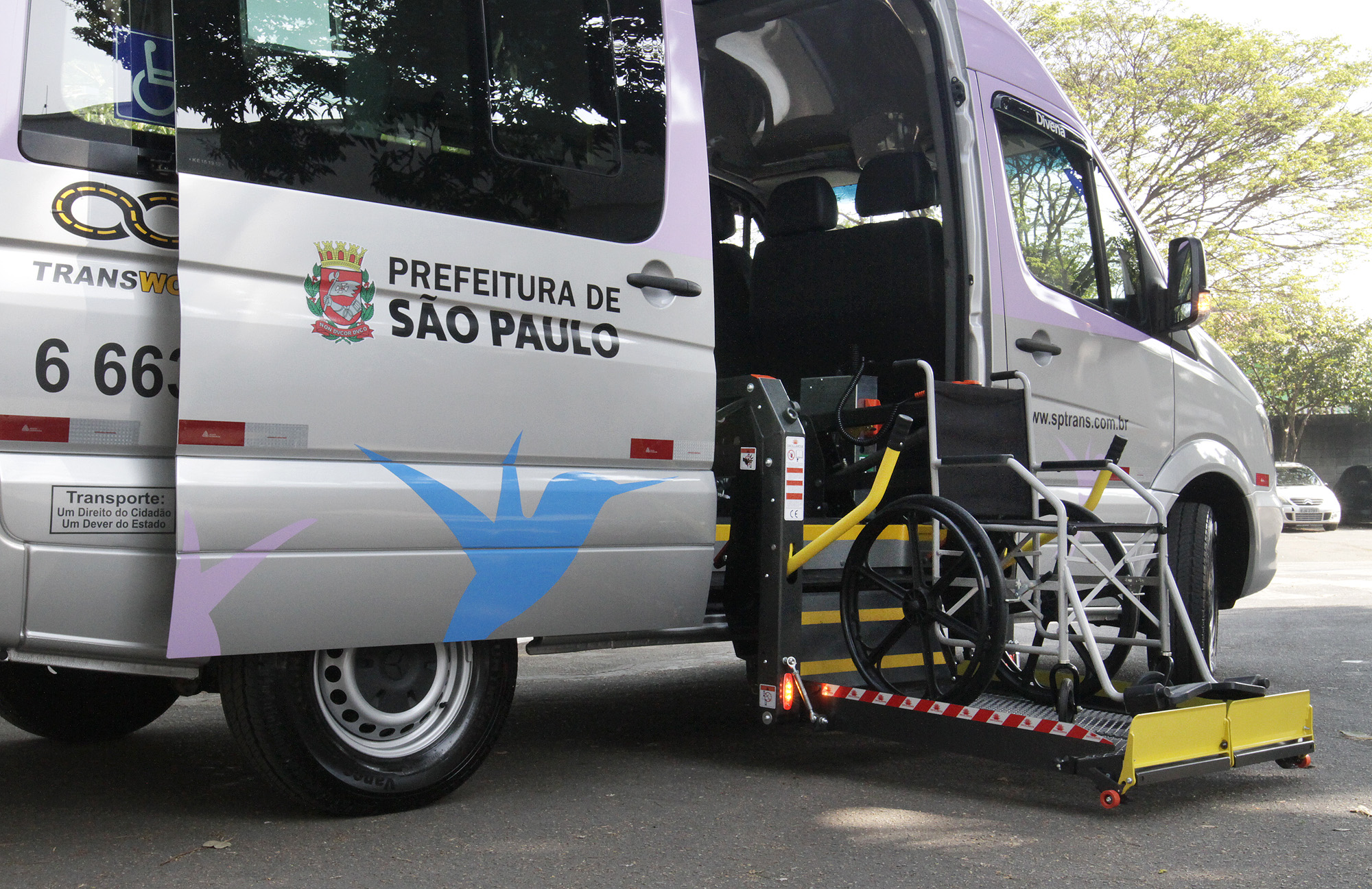 SPTrans oferece serviços de acessibilidade para pessoas com deficiência ...